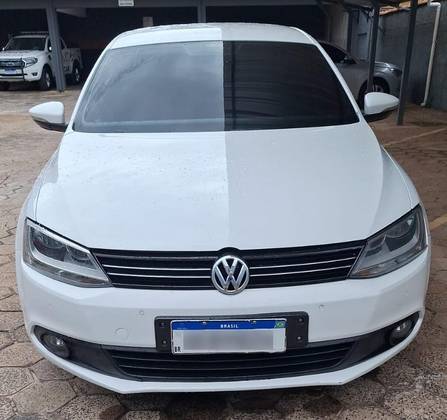 VOLKSWAGEN JETTA 2.0 COMFORTLINE FLEX 4P TIPTRONIC
